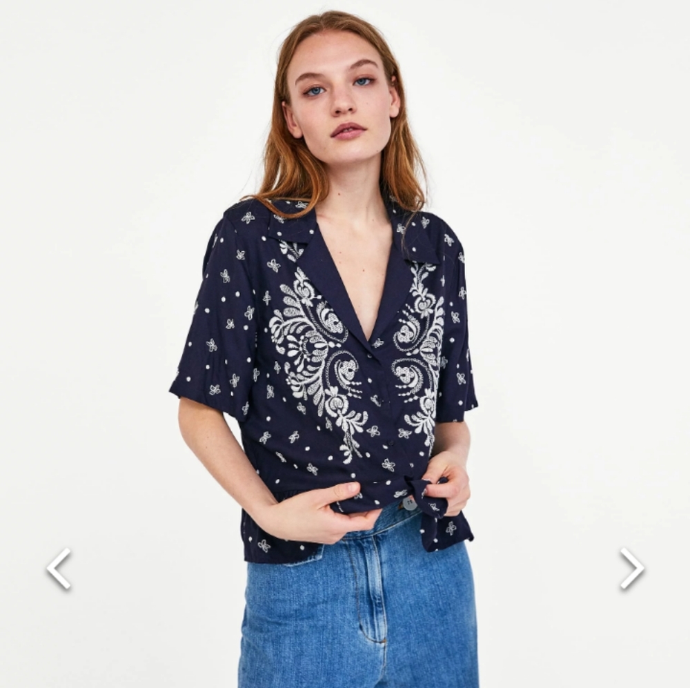 Zara Navy Blue Blouse XS Contrasting White Embroidery Deep V Neck Button Casual